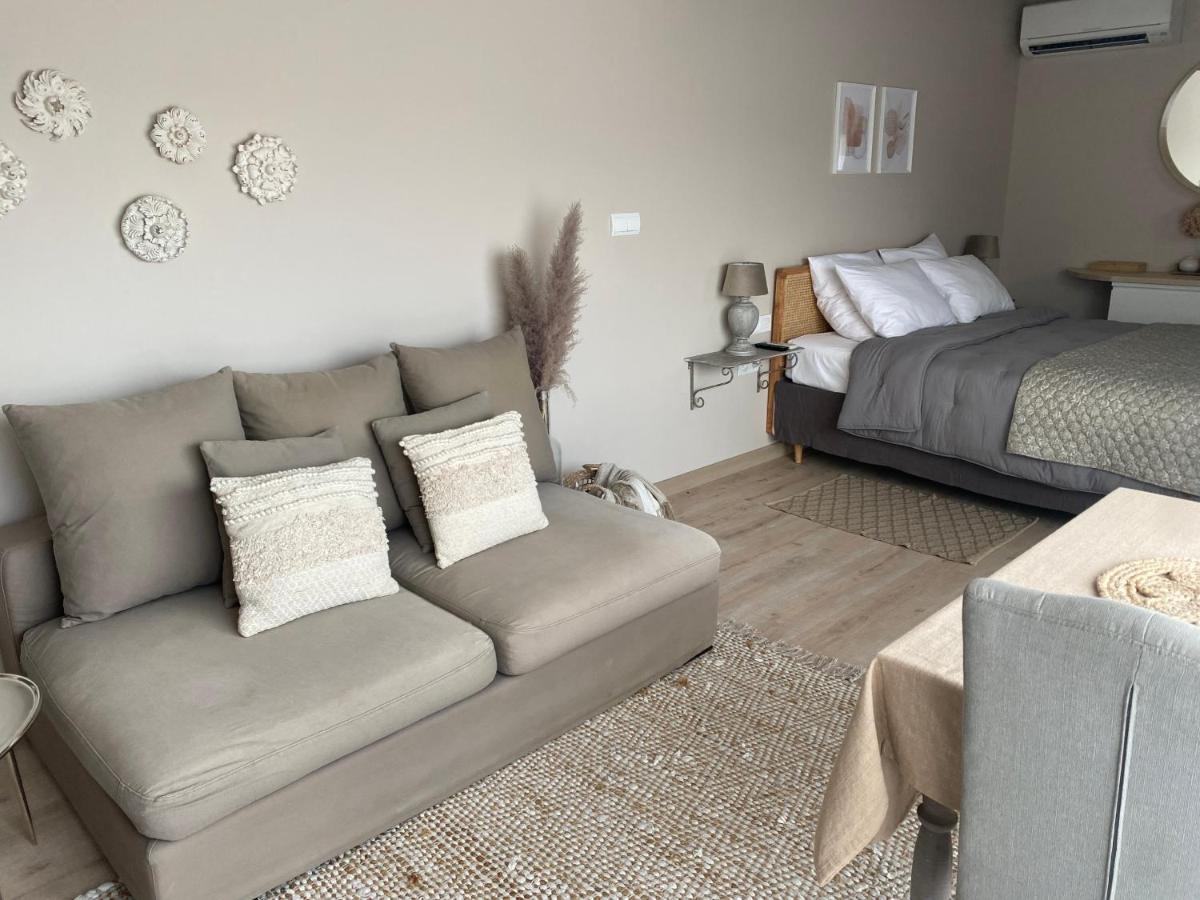 La Petite Campagne Bed and Breakfast Mane  Εξωτερικό φωτογραφία