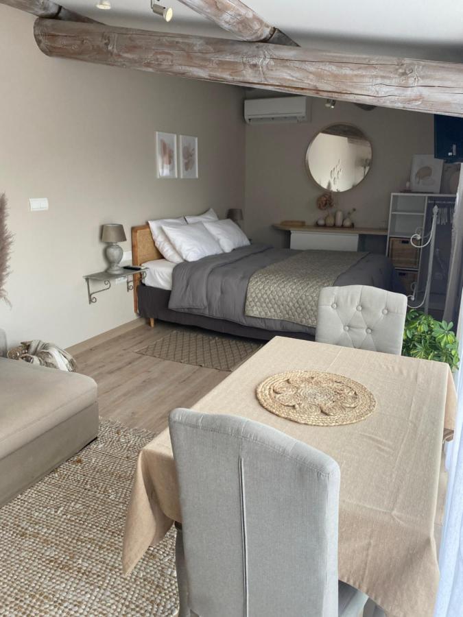 La Petite Campagne Bed and Breakfast Mane  Εξωτερικό φωτογραφία